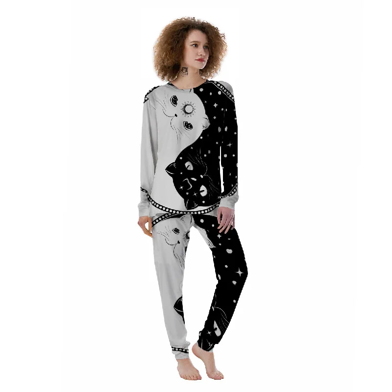 Cat Yin Yang White And Black Print Women's Pajamas