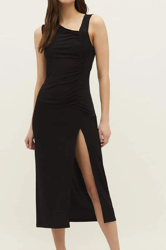 Acharnes Black Dress