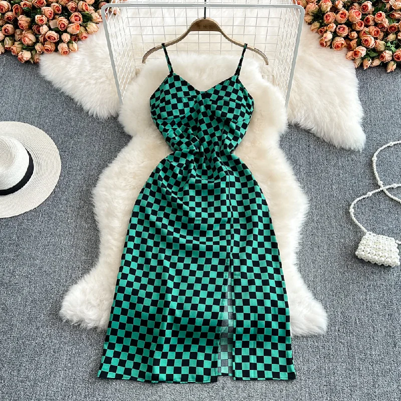 Fashion sleeveless backless split V-neck checkerboard dress  11126