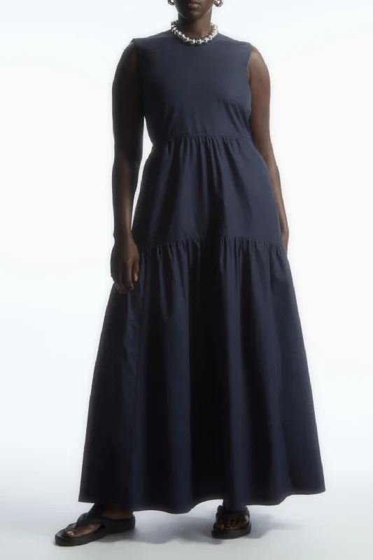 Metamorfosi Black Dress