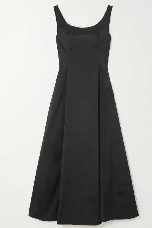 Novocherkassk Black Dress