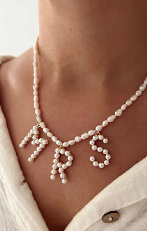 ALV Jewels MRS Pearl Necklace ~ Ivory