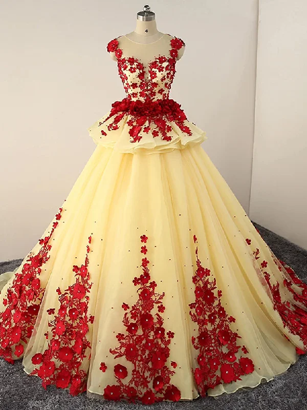 Light Yellow Tulle Corset Ball Gown Beaded and Flowers Sweet 16 Gown, Light Yellow Quinceanera Dress outfit